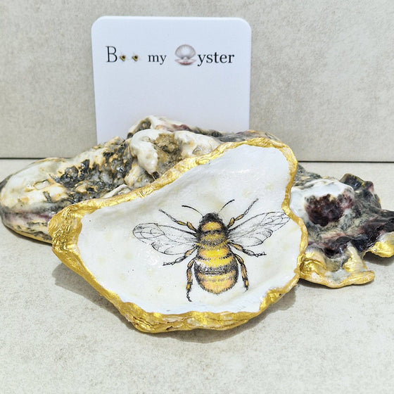 Bumble Bee Detailed Oyster Shell Decorative Trinket Dish 8.5