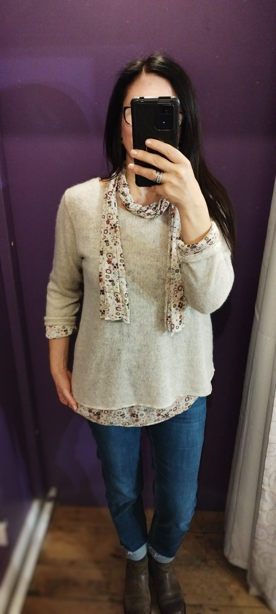 Jumper with scarf | Cream