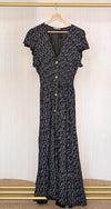 Ditsy dress with buttons in black