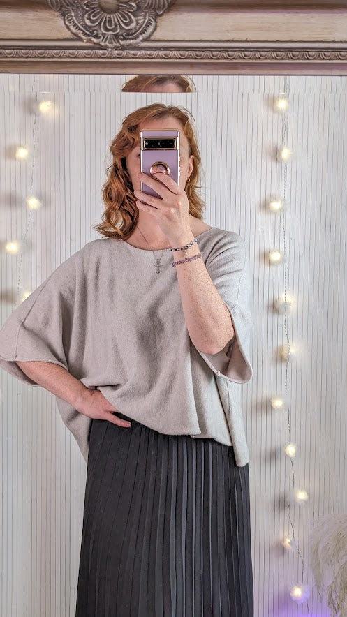 Half sleeve soft knit | Oversized | Oatmeal