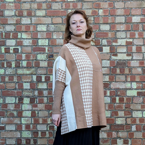 Soft cawl neck jumper | Oversized | Toffee