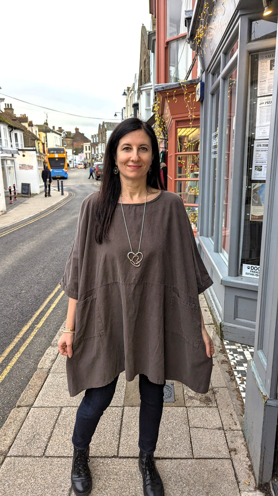 Needlecord Pocket Tunic | Walnut