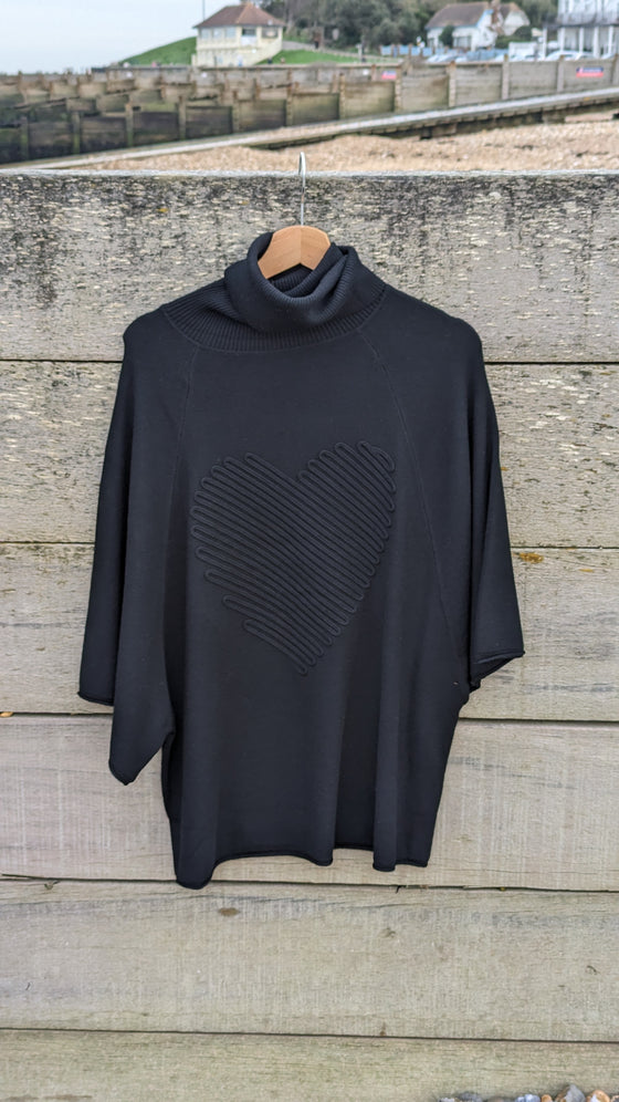 Soft heart jumper tunic| Oversized | Black