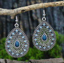  Vintage drop earrings blue