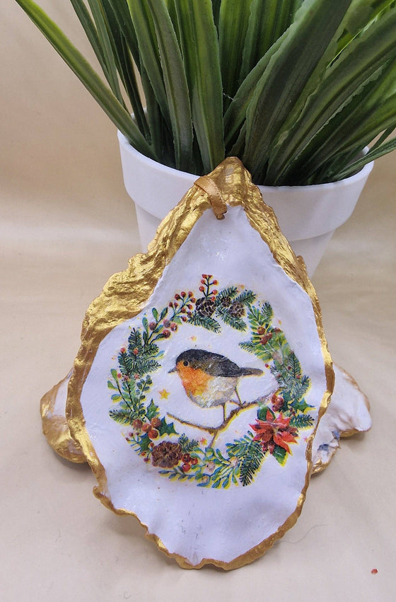 NEW Christmas Ornament Robin Reef Oyster Shell Decoration